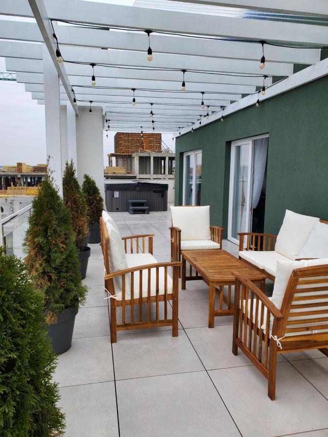 Jad- Penthouse With Jacuzzi And Mountain View - Coresi Braşov Exterior foto